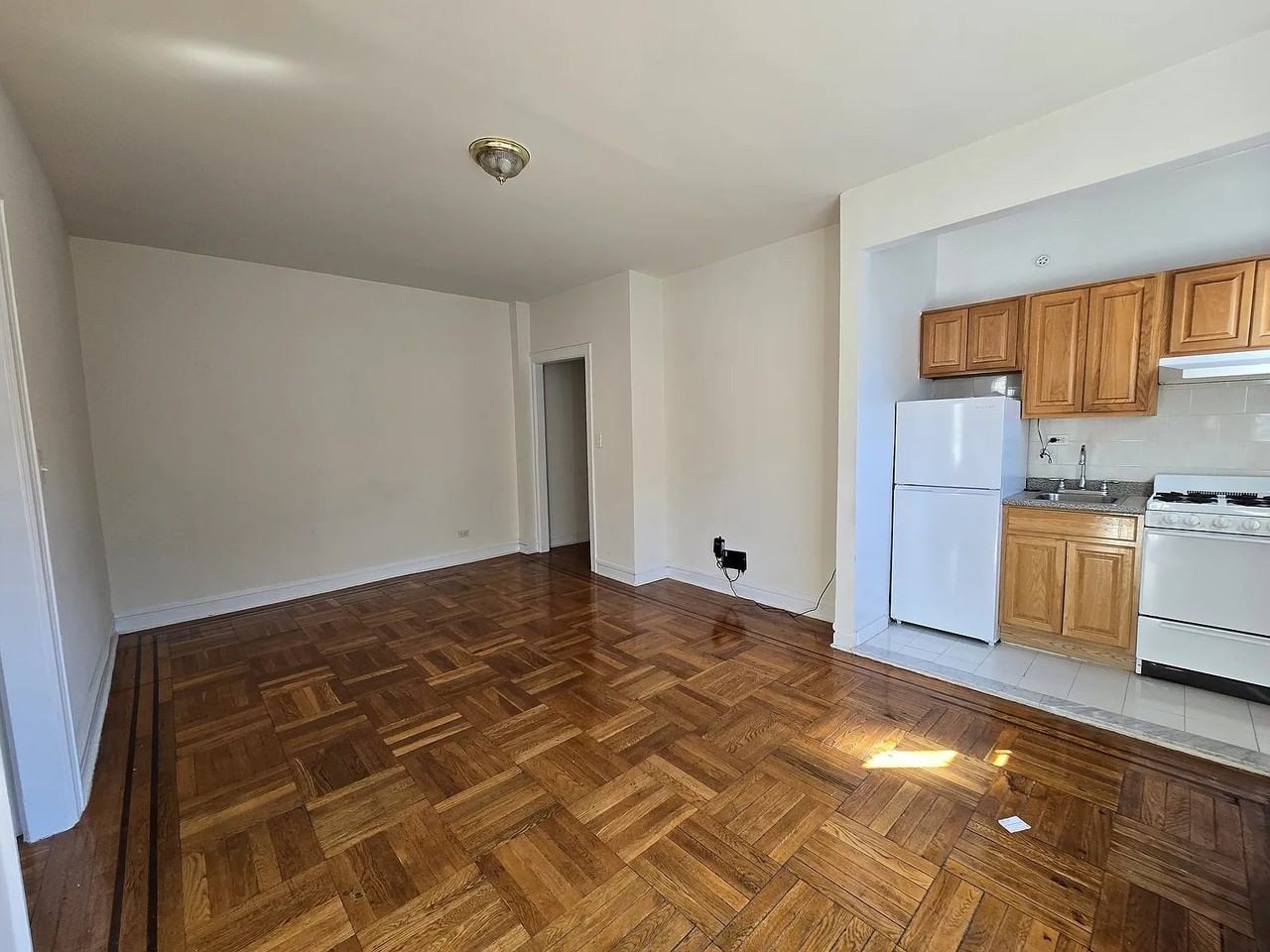 23 26th Ave - Photo 3 of 6