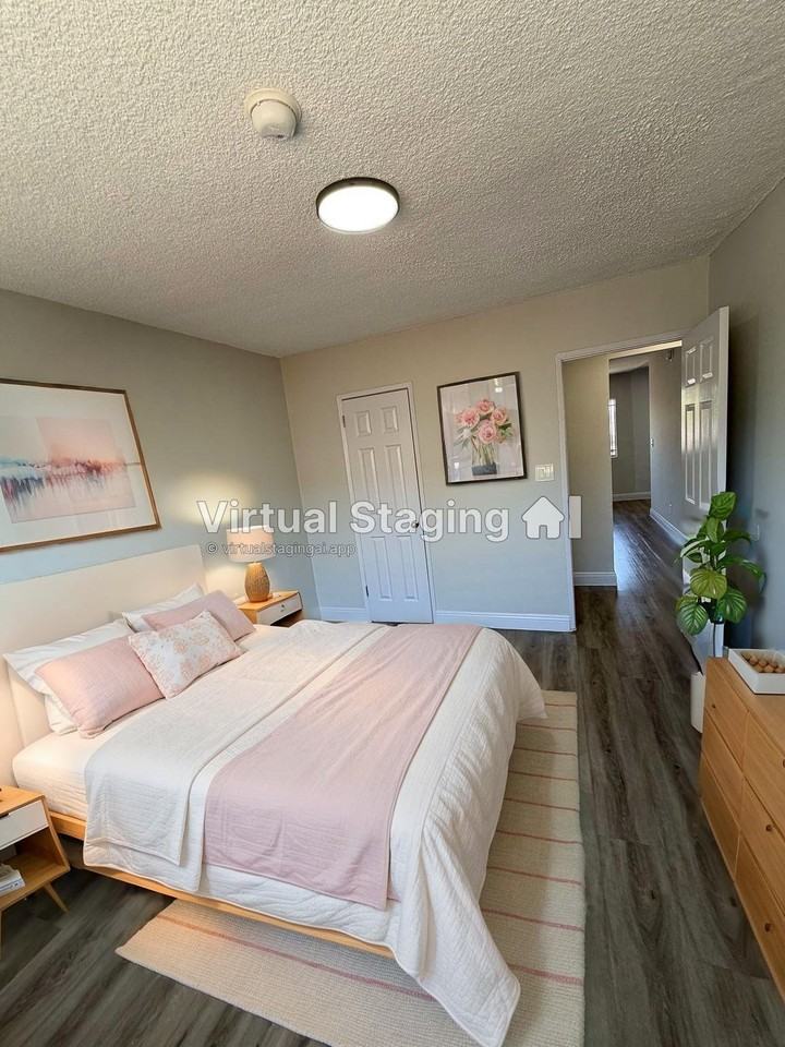 609 W 94th St #8 - Photo 3 of 15
