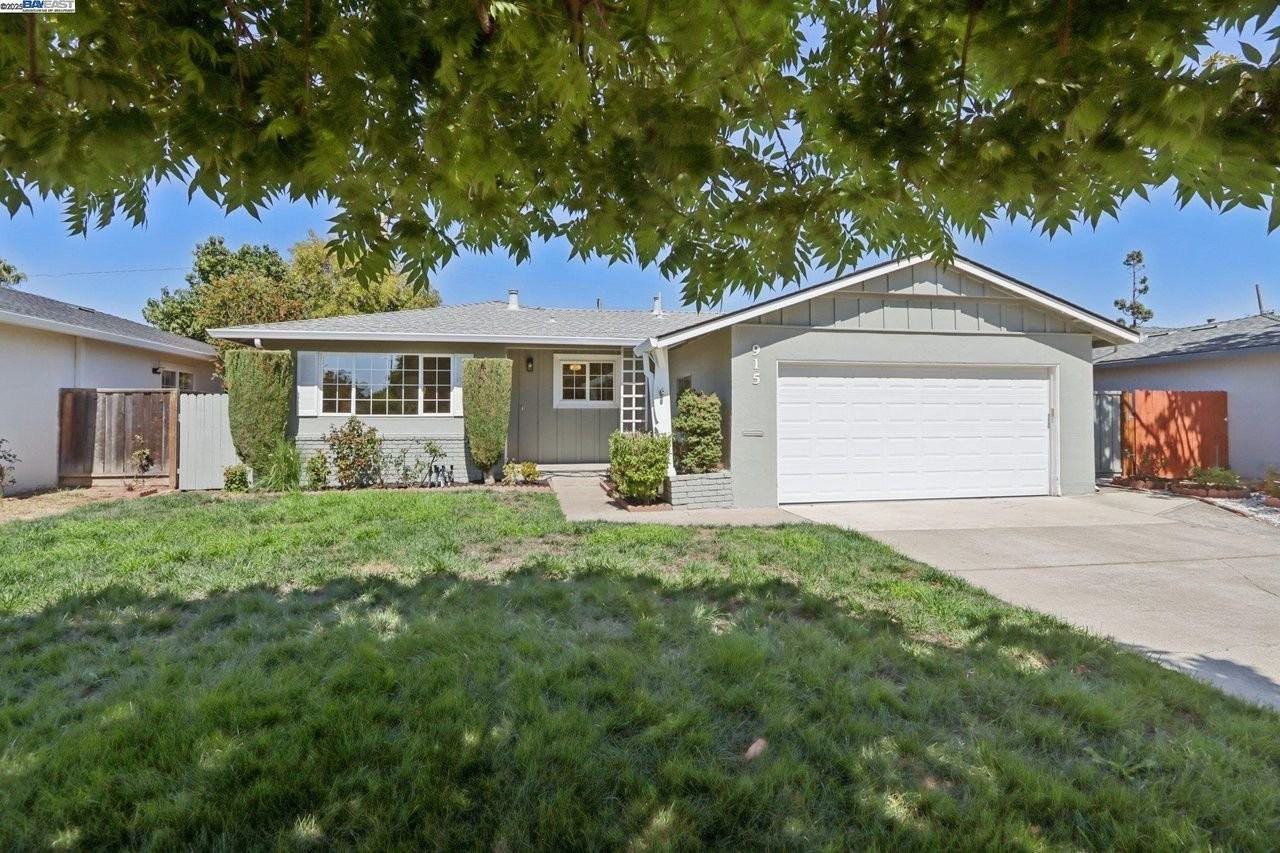 915 Bucknam Ave - Photo 2 of 20