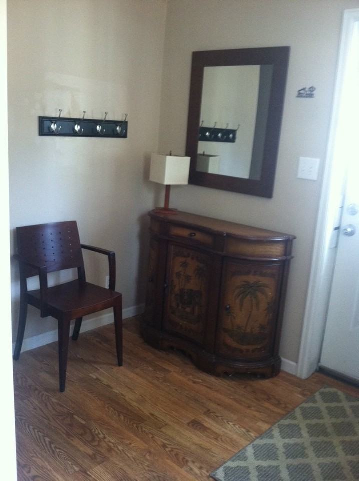 468 Highland St - Photo 5 of 8