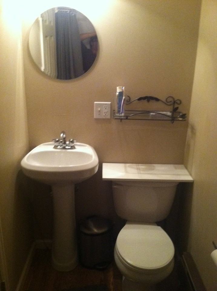 468 Highland St - Photo 7 of 8