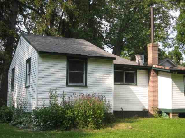 56 1/2 Salina St - Photo 2 of 9
