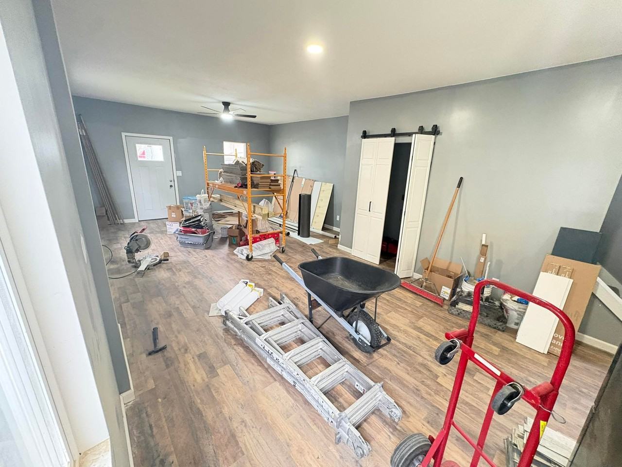 206 Mccook Ave - Photo 6 of 8