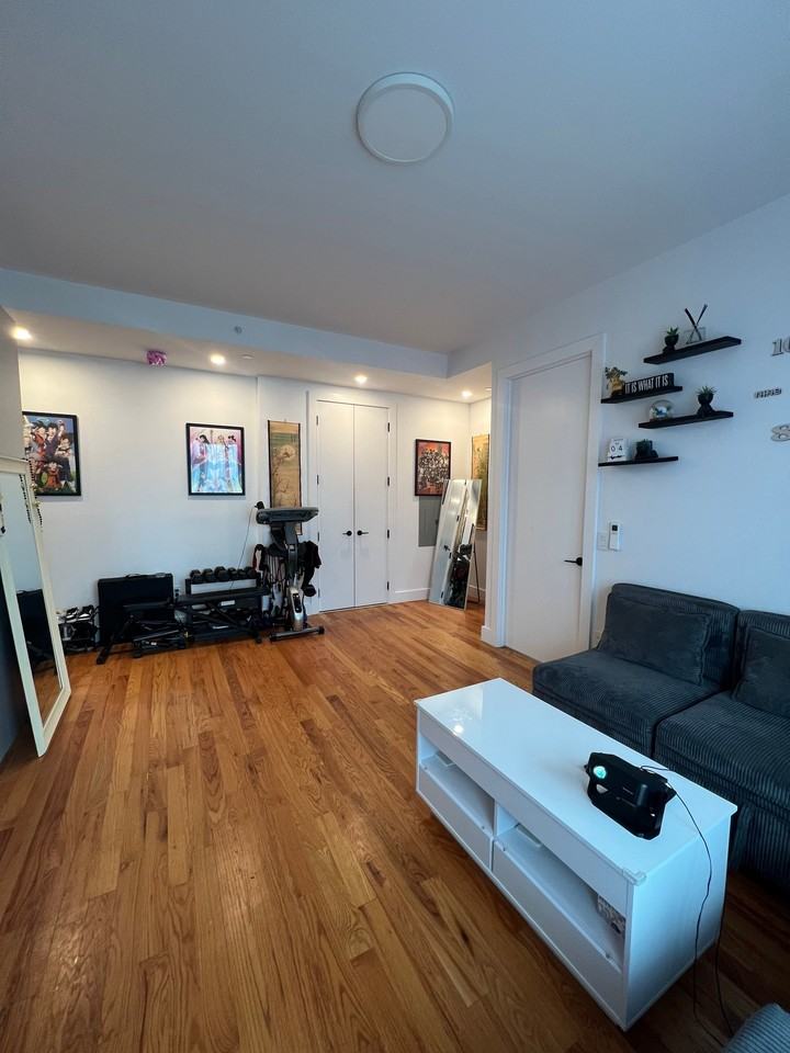 2715 Fulton St #408 - Photo 5 of 20