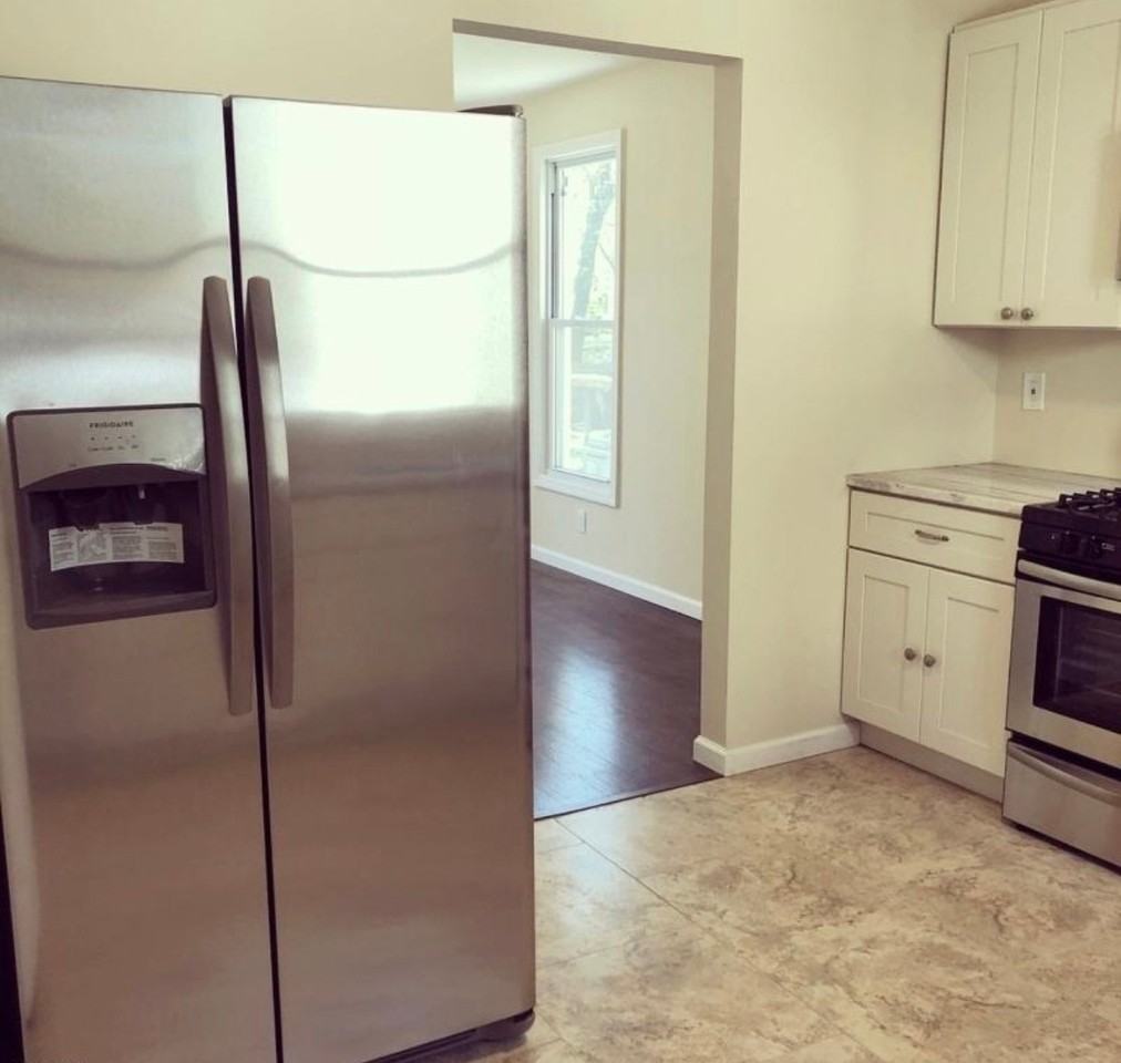 9 Coddington Ave #1 - Photo 5 of 11