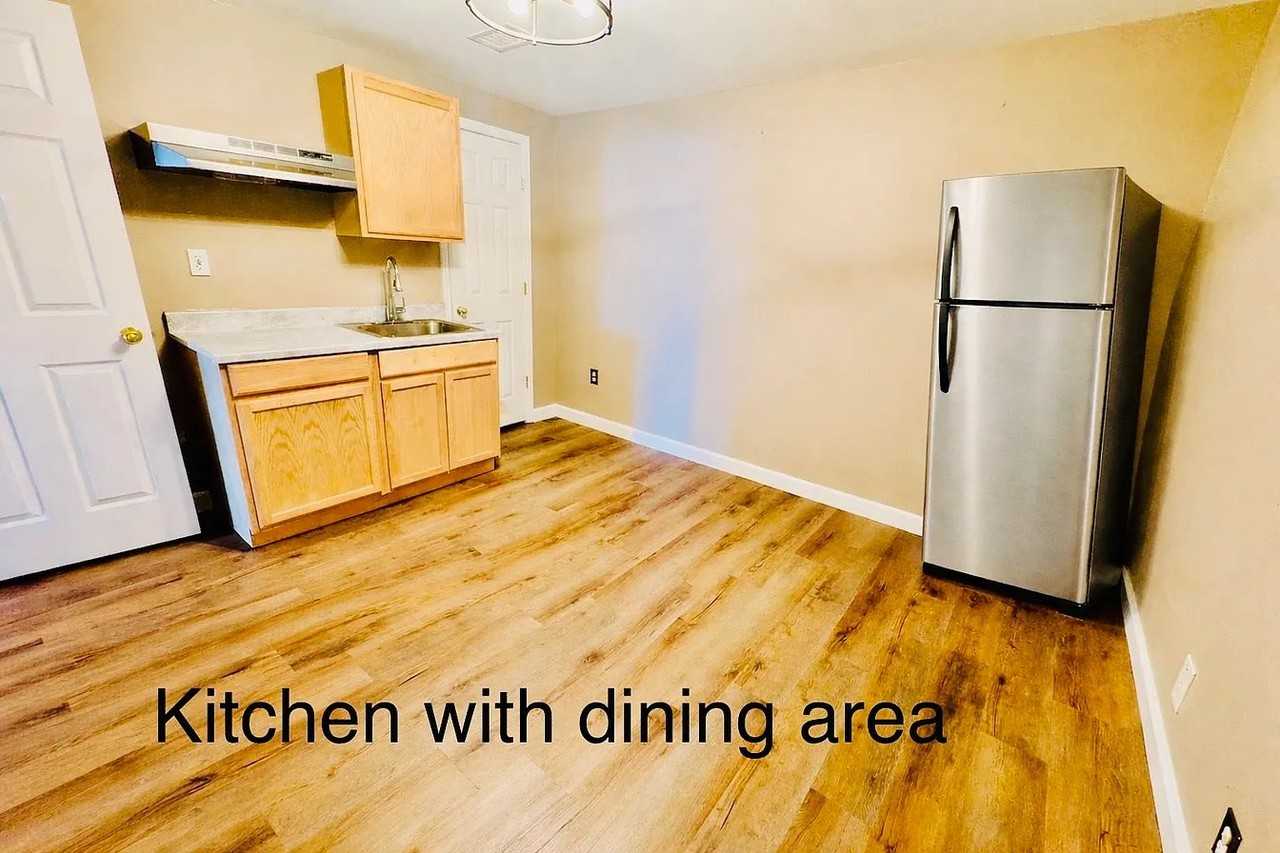 15719 London Pl #15719 - Photo 4 of 5