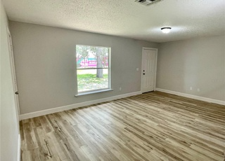 722 Lucaya Dr - Photo 4 of 16