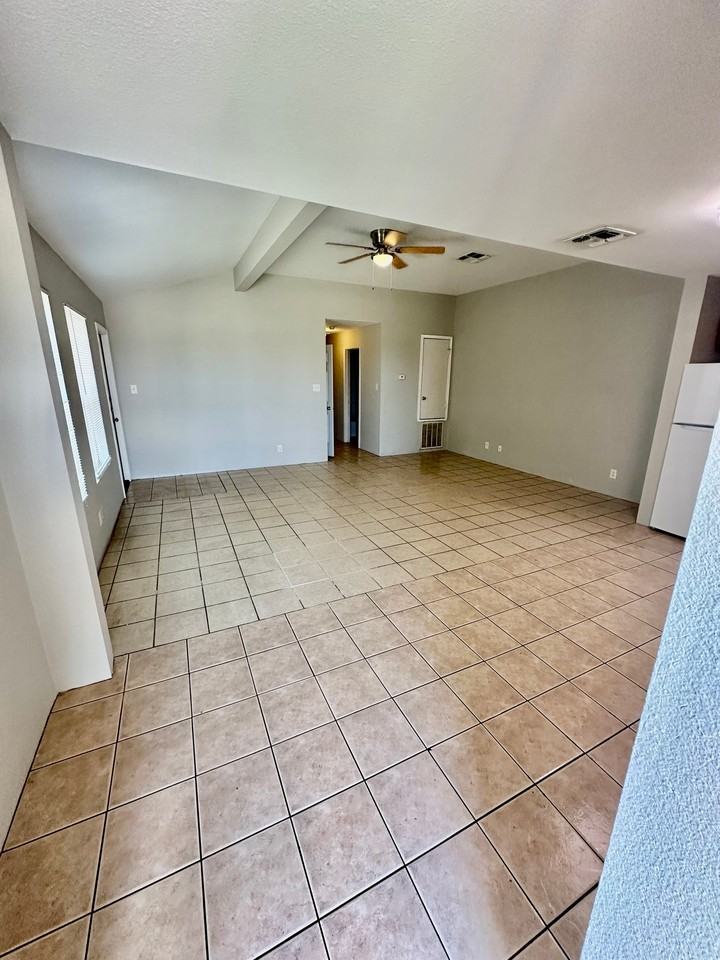 7323 Golf Vista Blvd - Photo 2 of 12