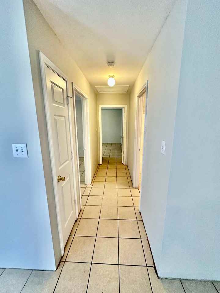 7323 Golf Vista Blvd - Photo 4 of 12