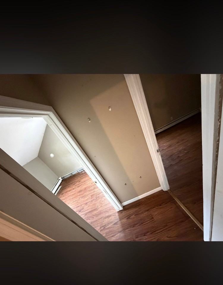8 Thomas Ave #2 - Photo 4 of 10