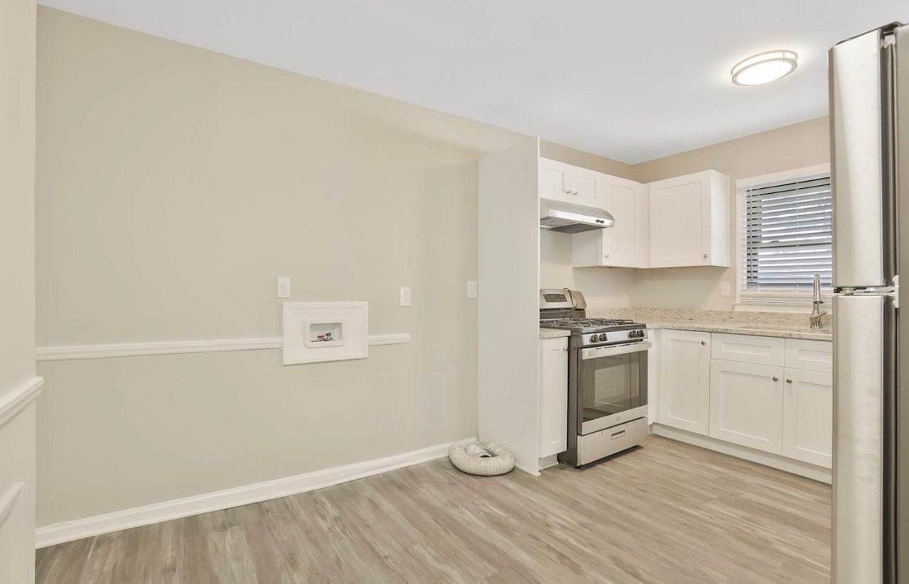 3030 Remington St - Photo 5 of 15