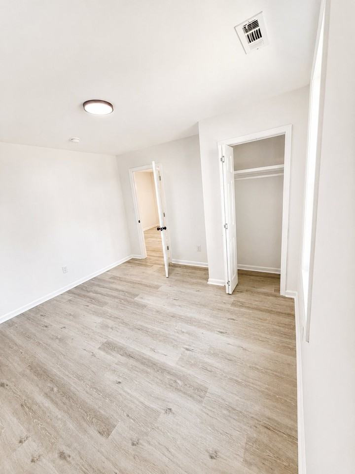 1808 Cephas St - Photo 6 of 18