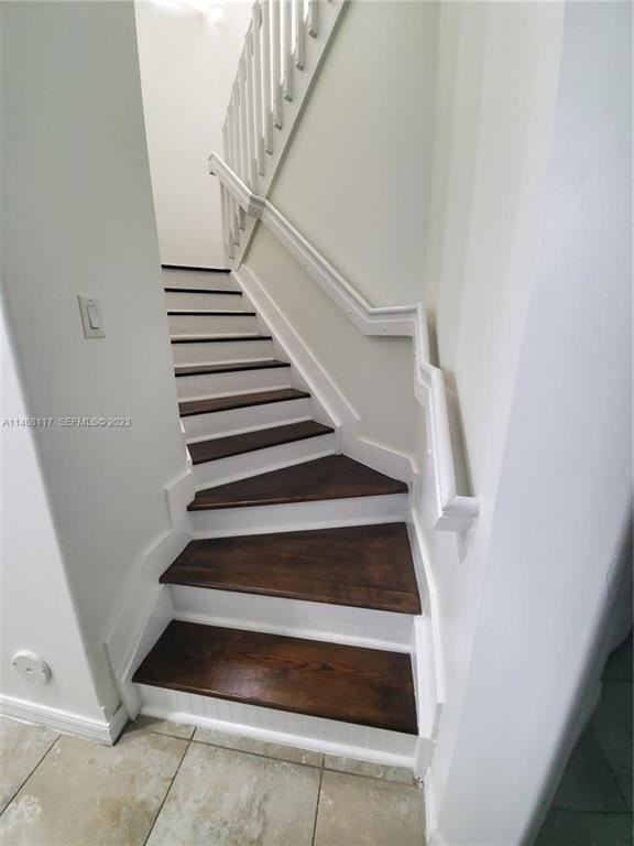 9194 Sw 36th St - Photo 7 of 15