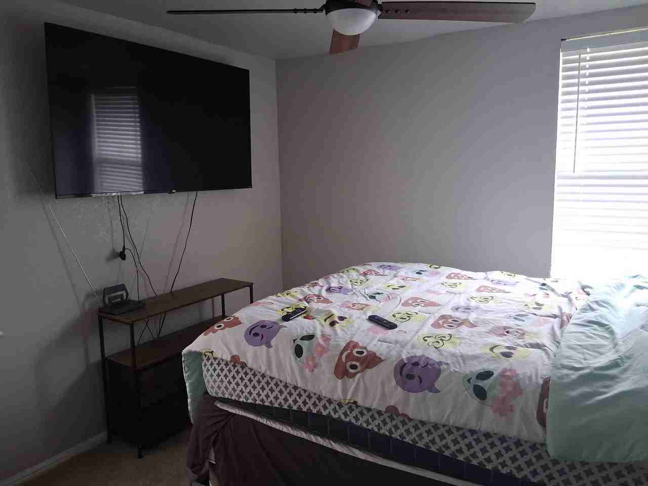 1701 Colvin St - Photo 6 of 6