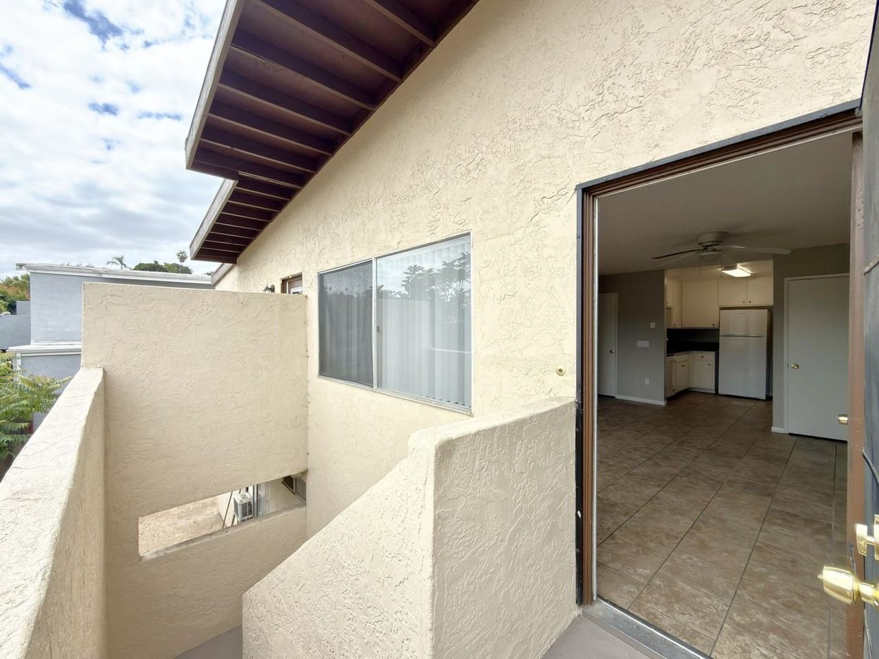 372 Pala Vista Dr - Photo 2 of 15
