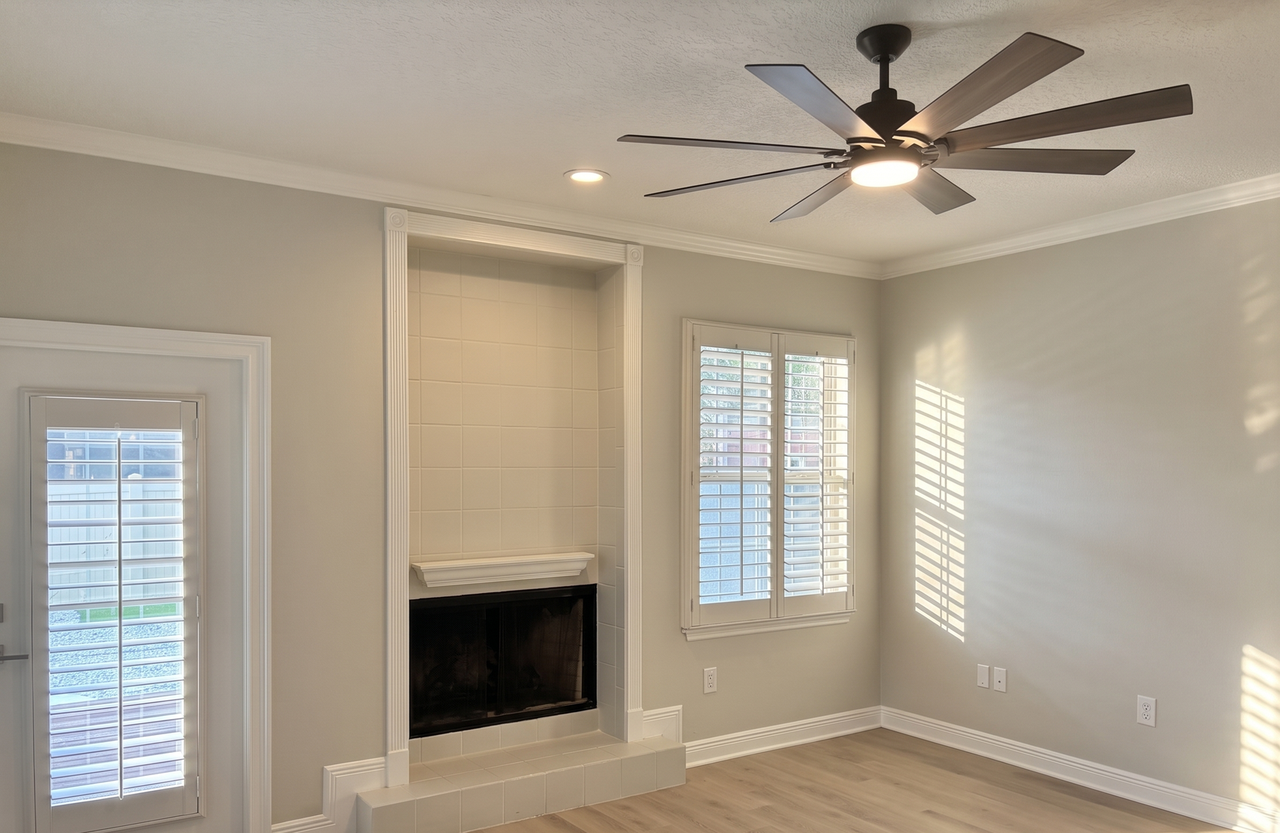1119 S Pennsylvania Ave - Photo 5 of 43