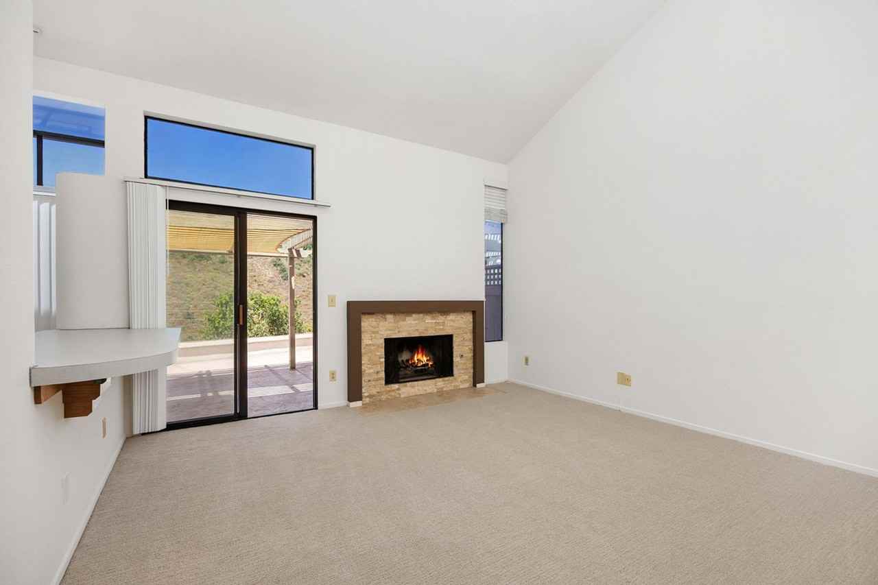 6077 Caminito Del Oeste - Photo 5 of 35