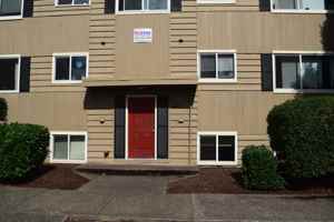 featured image of 1111 Nw Tyler Ave