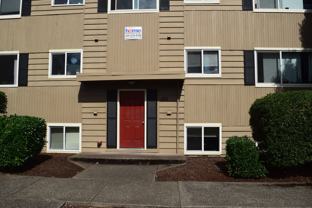 Sanders Apartments - Photo 1 of 1