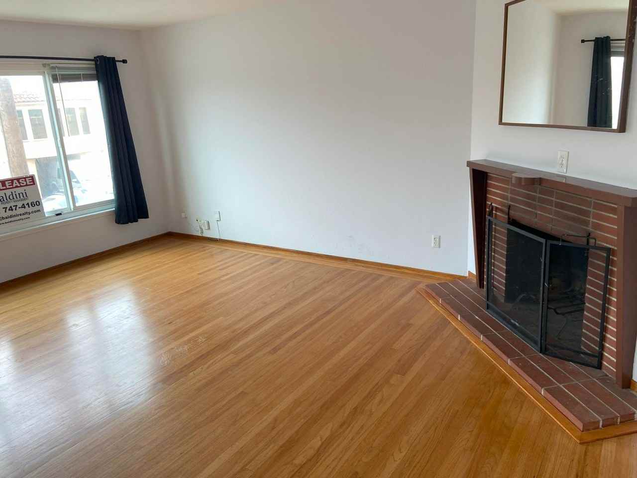 1st Floor 2Bd / 1Ba  Flat With Garage Parking - Photo 4 of 16