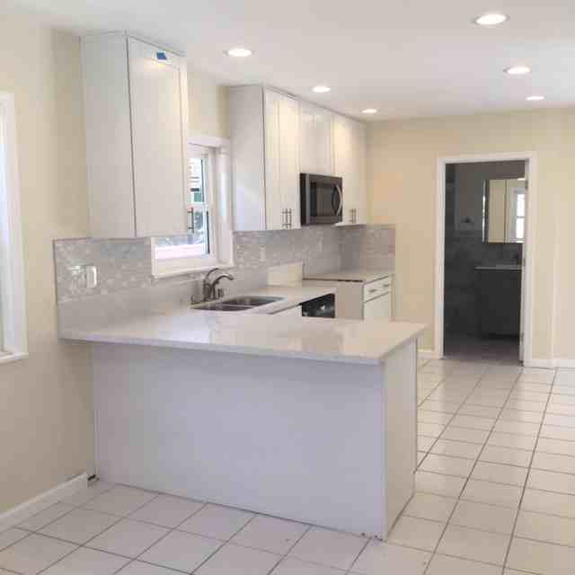2922 W 167th St - Photo 6 of 14