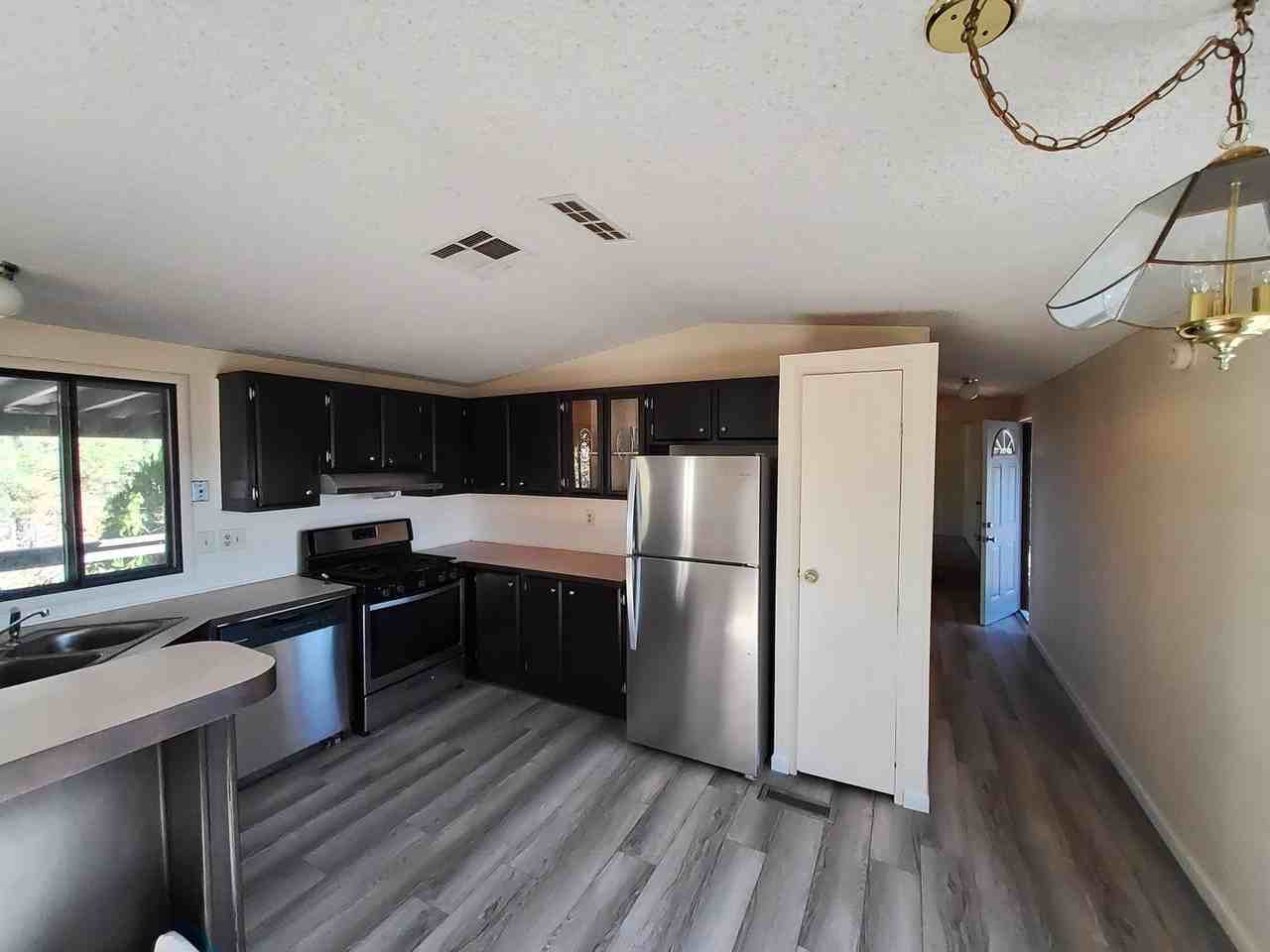 511 E Jura Cir - Photo 3 of 11