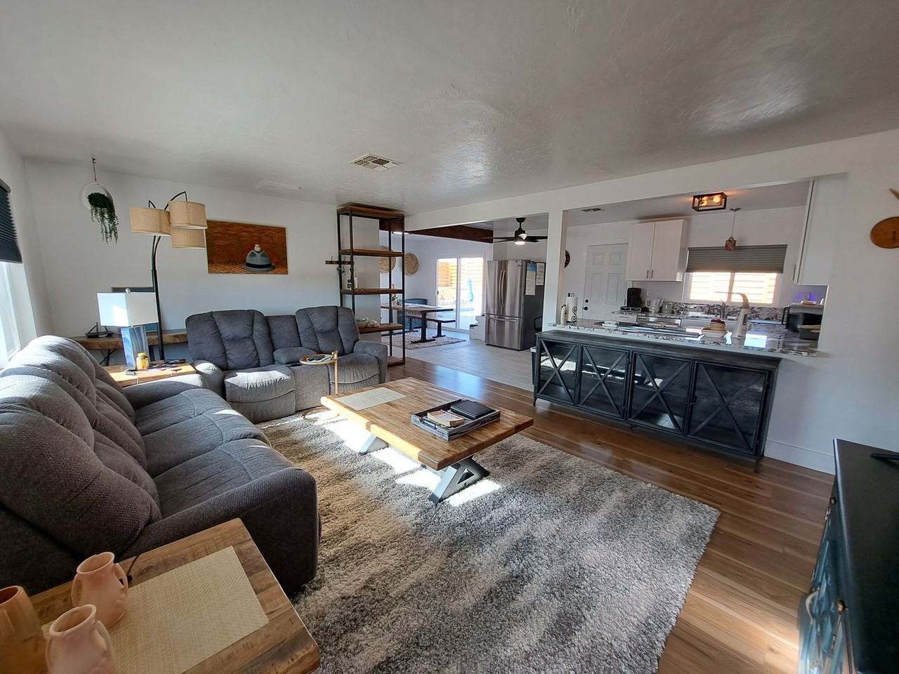 2453 Sunny Vista Rd - Photo 3 of 18