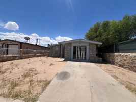featured image of 1002 Green Lilac Cir