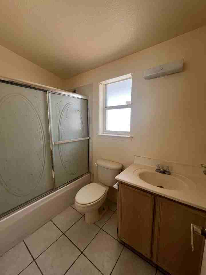 1002 Green Lilac Cir - Photo 5 of 12