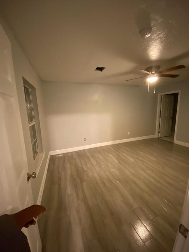 3031 Groton Dr - Photo 7 of 10