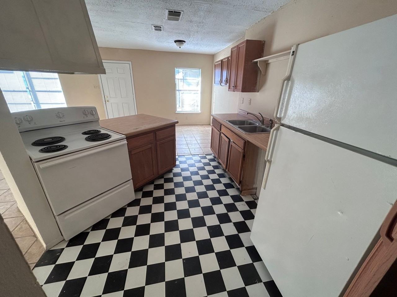 7809 Sarepto - Photo 5 of 14