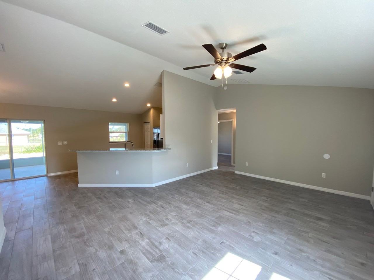 123 Juniper Loop - Photo 6 of 34