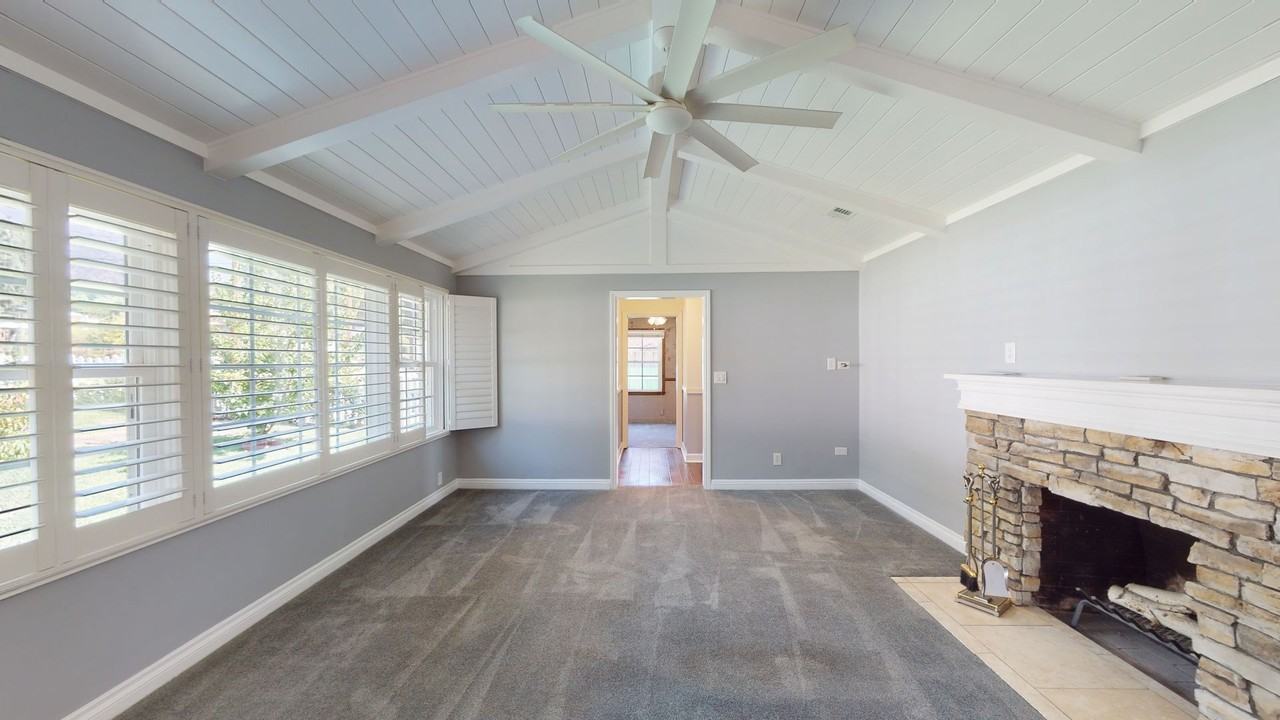 400 W Highland Ave - Photo 5 of 19