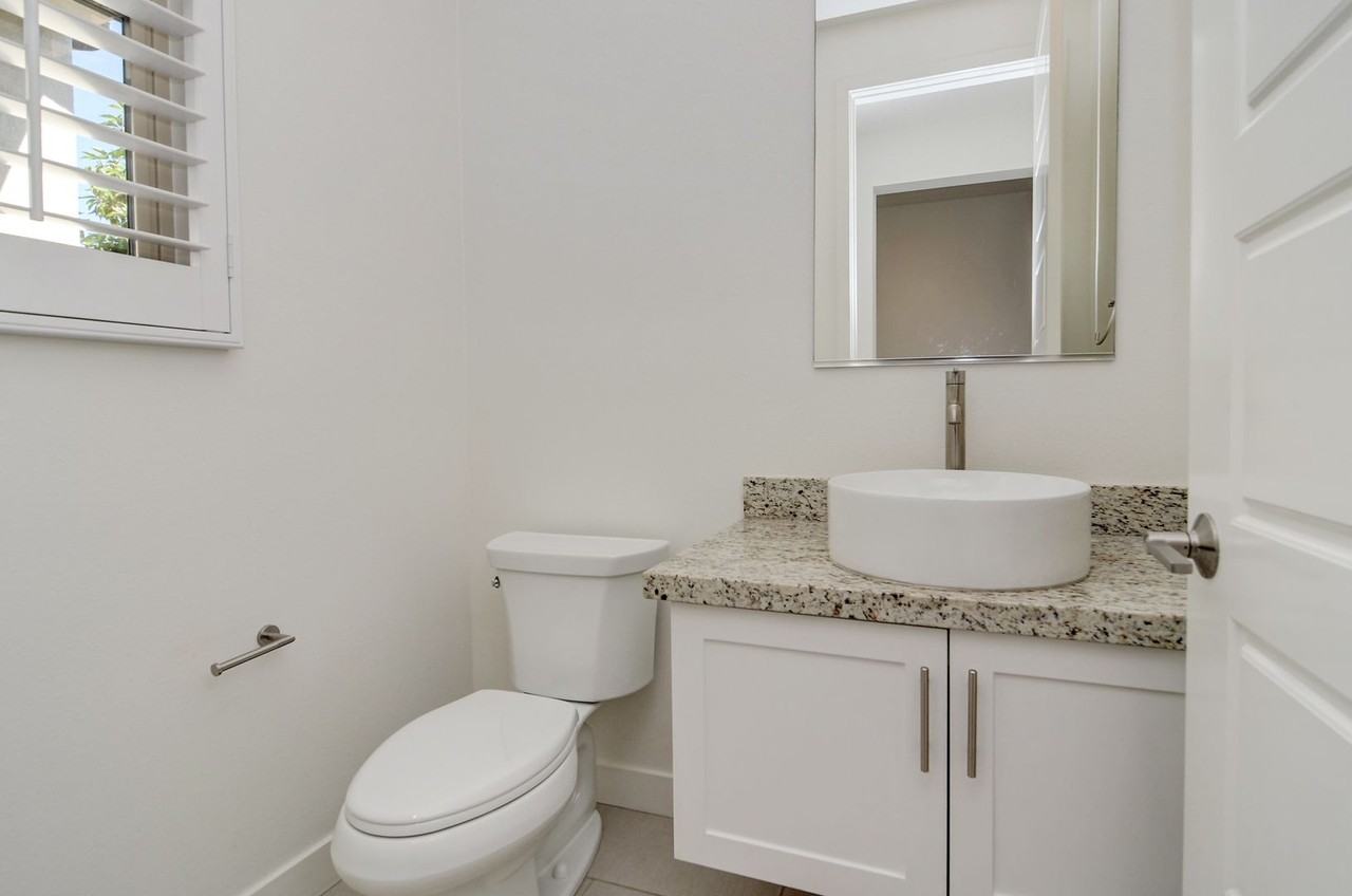 651 Breakaway Ln - Photo 7 of 26