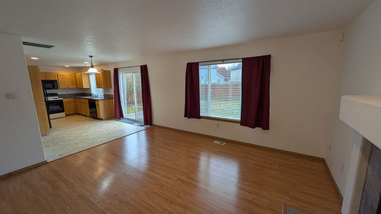 15310 105th Ave Se - Photo 6 of 16