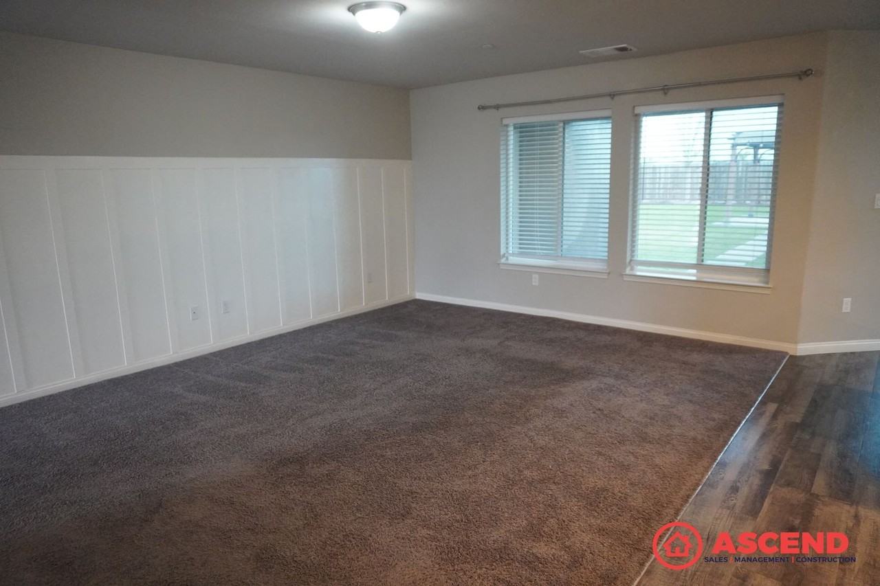 9803 Heather Meadows Dr - Photo 6 of 17