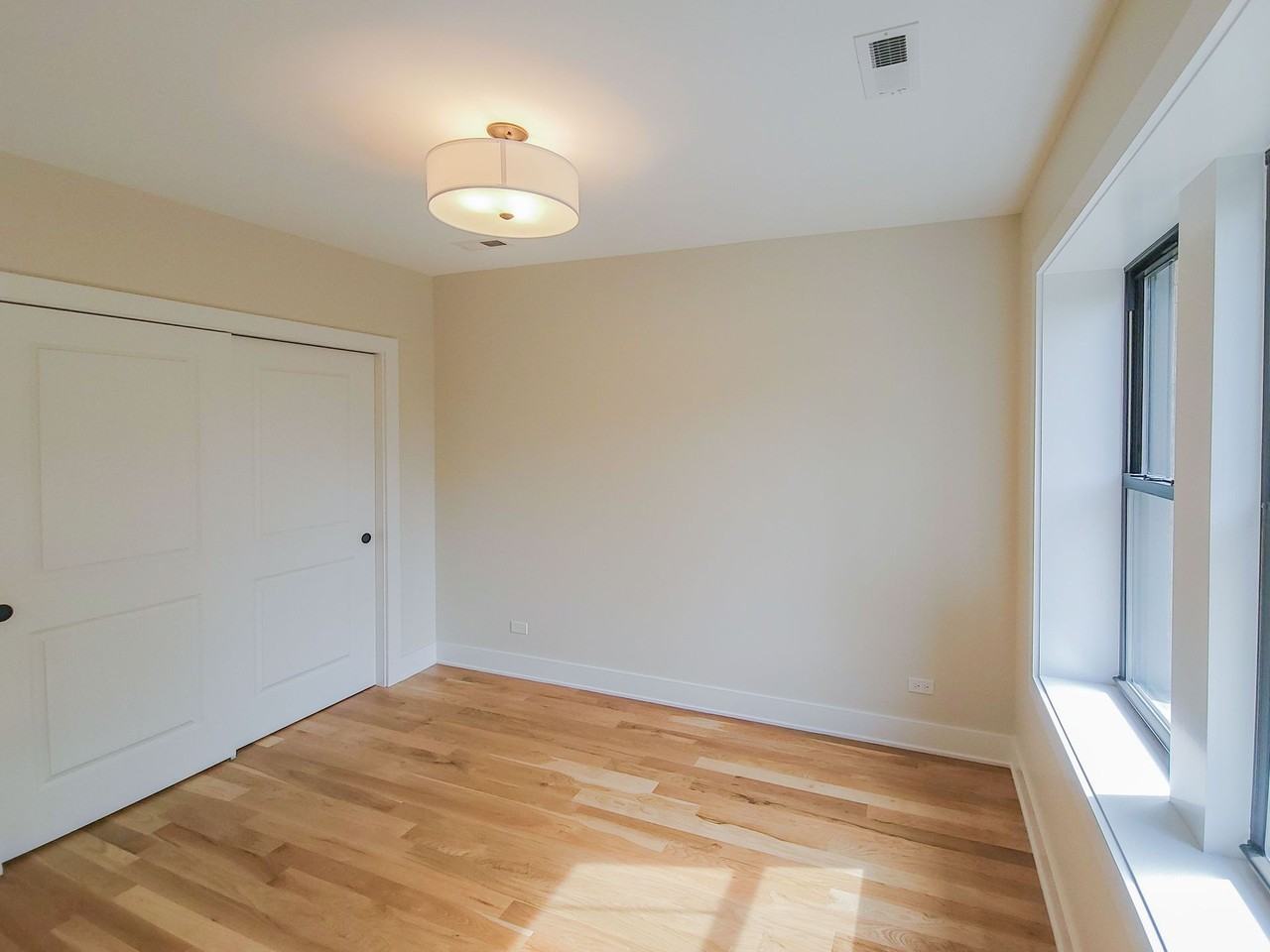 3356-58 N. Sheffield - Photo 5 of 21
