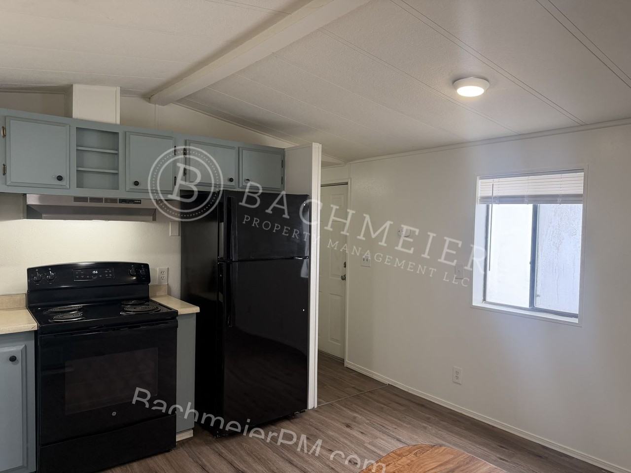 515 Sw 14th St - Photo 5 of 13