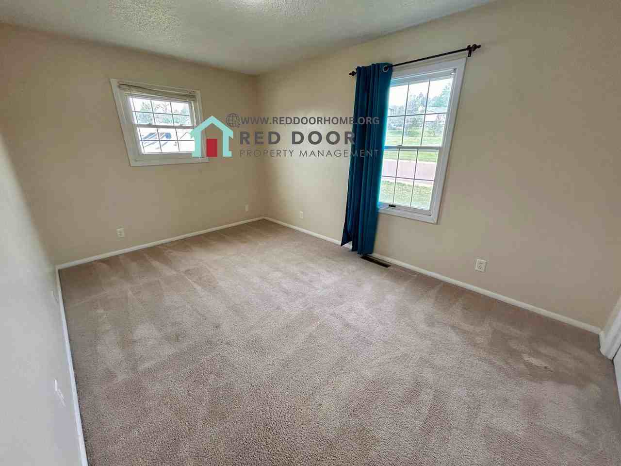 108 29th Ave Ne - Photo 6 of 16