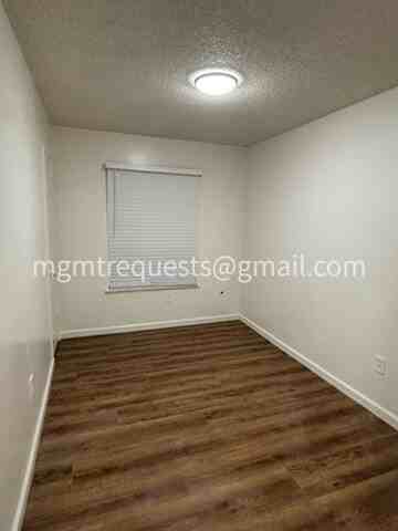 16780 Village Lane - Photo 5 of 9