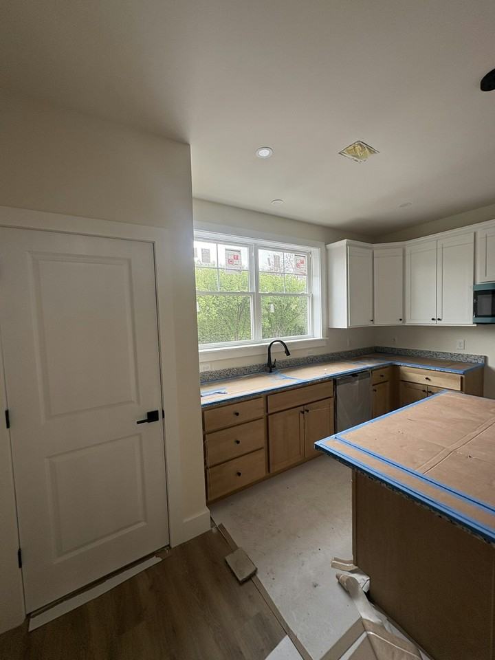 216 Hull Avenue, Unit 1 - Photo 4 of 42