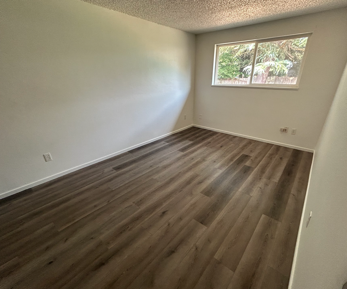568 Cinderella Loop - Photo 5 of 7