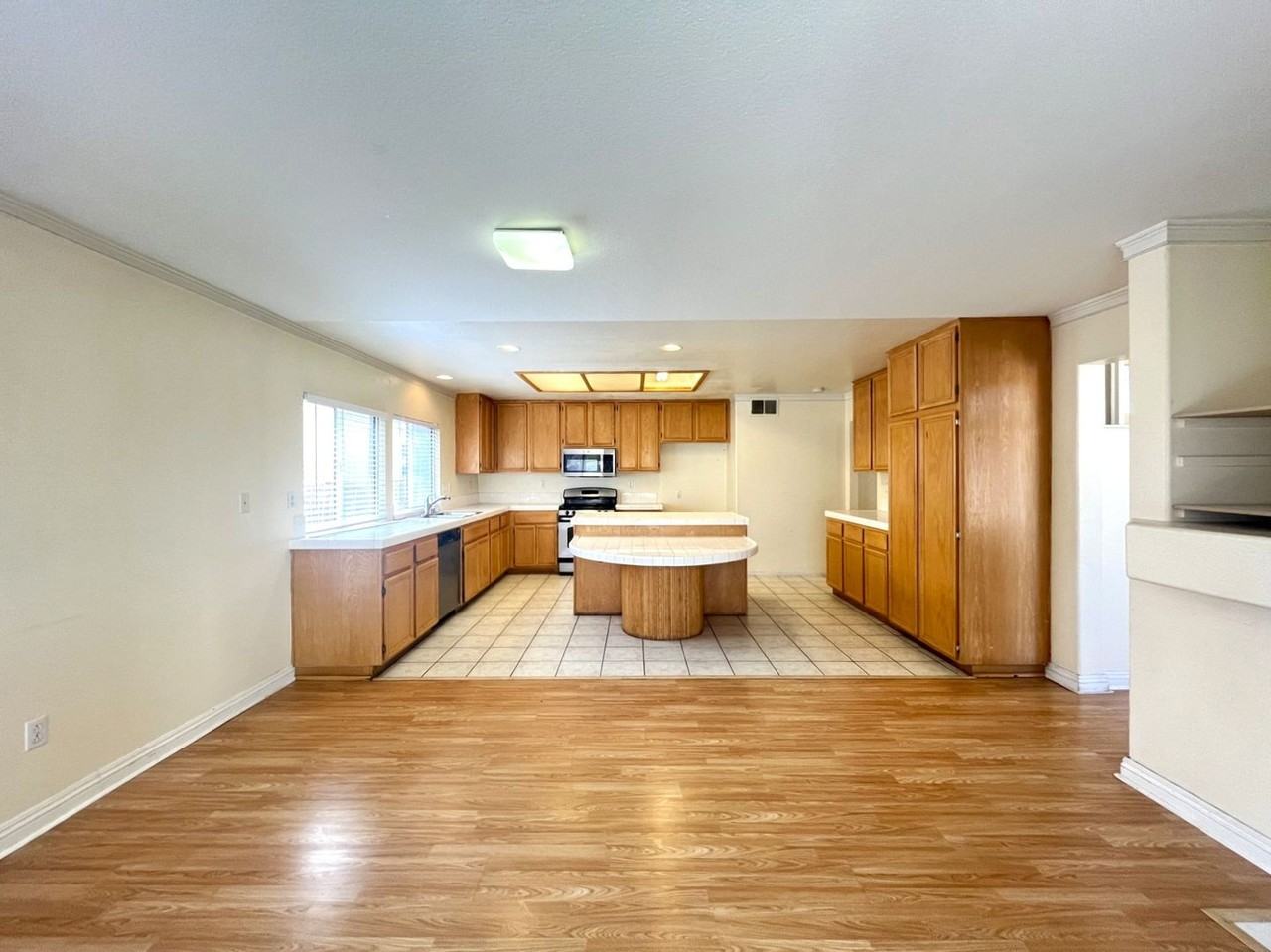 635 Shenandoah Rd - Photo 6 of 50
