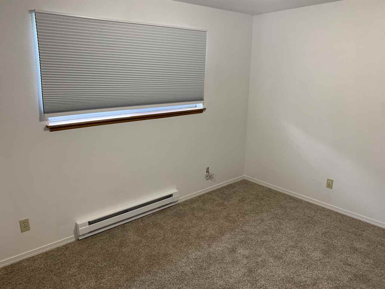 Somerset Apartments - Photo 2 of 8