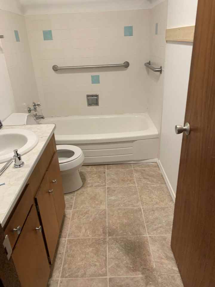 Somerset Apartments - Photo 4 of 8