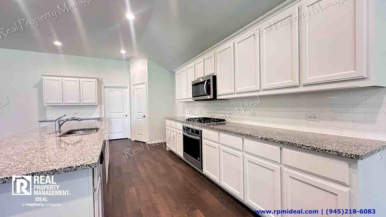3977 Winding Hollow Dr - Photo 7 of 35
