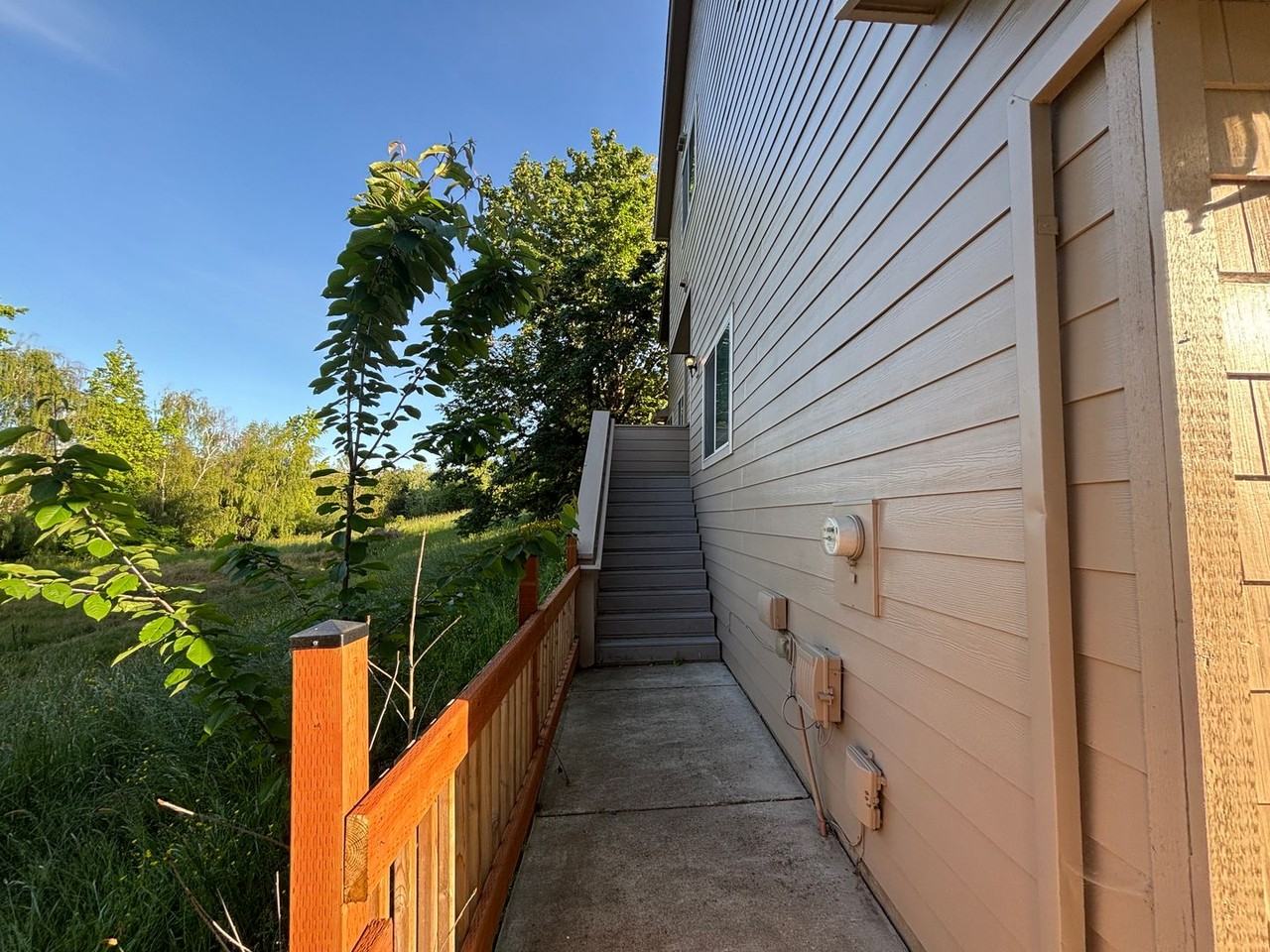 940/942 River Bend Rd NW - Photo 2 of 14