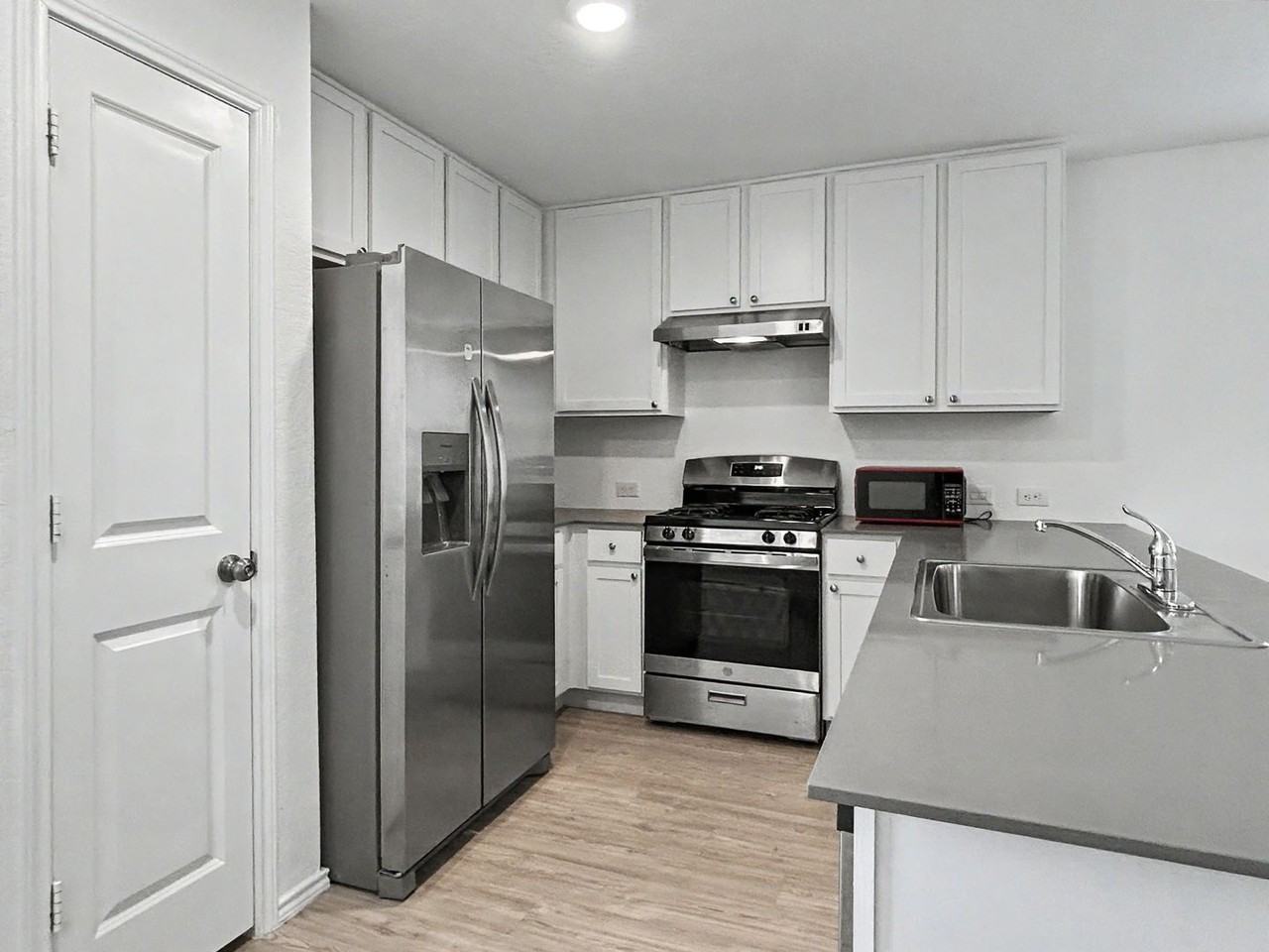 9211 Saint Jerome - Photo 3 of 18