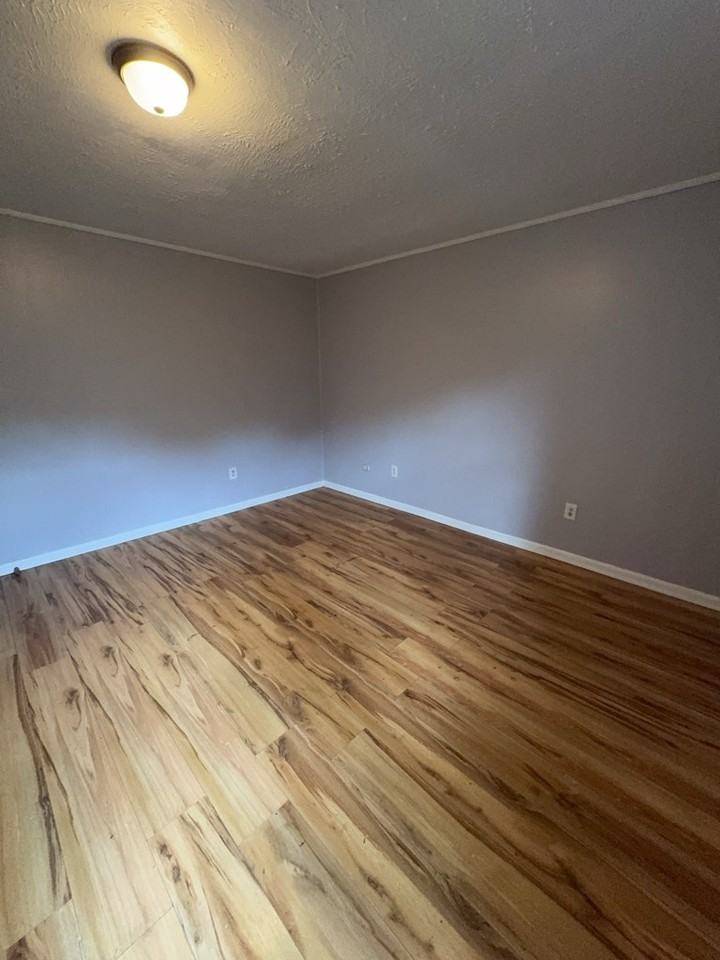 2829 Comfort Street - Photo 7 of 14