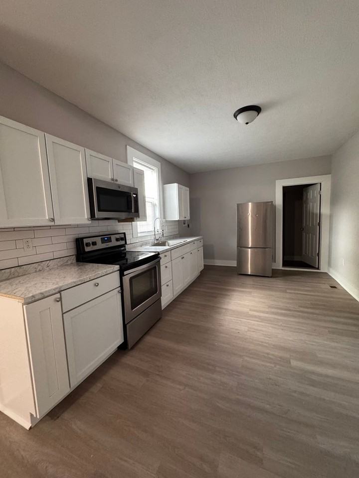 506 Vine St - Photo 5 of 9
